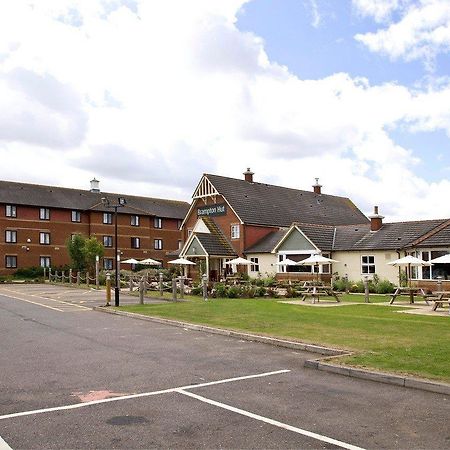 Premier Inn Huntingdon Exterior foto