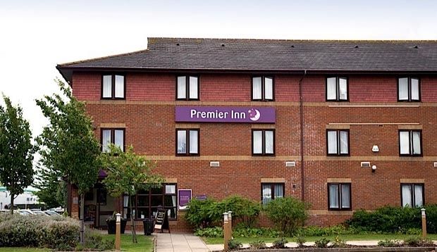 Premier Inn Huntingdon Exterior foto
